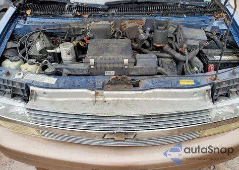 2004 Chevrolet Astro from USA, damaged, VIN 1GNEL19X64B104884